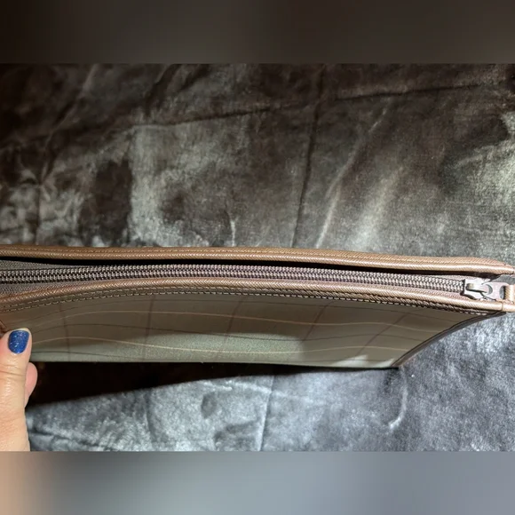 Burberry Nova Check Canvas Authentic Designer Clutch Bag Excellent COA - Picture 8 of 15